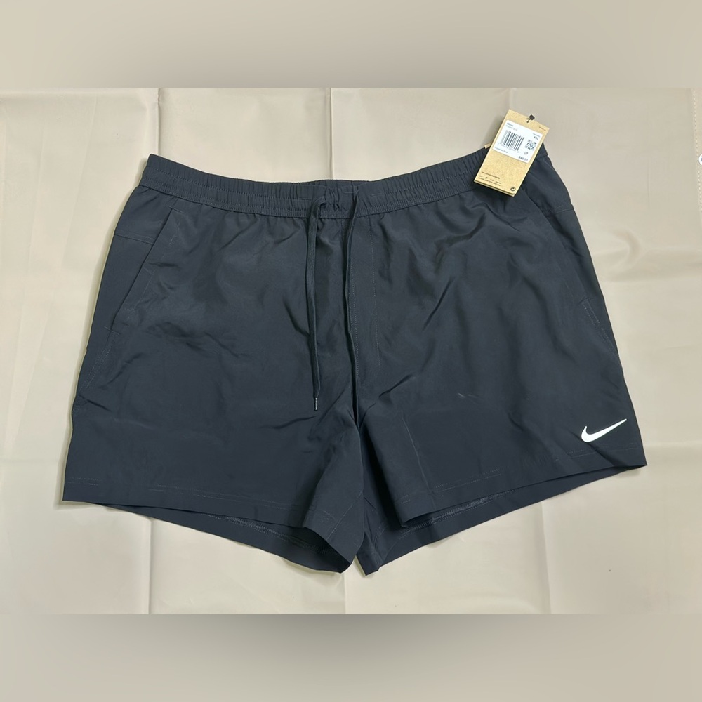 Men’s Nike Form Shorts Black Size XXL